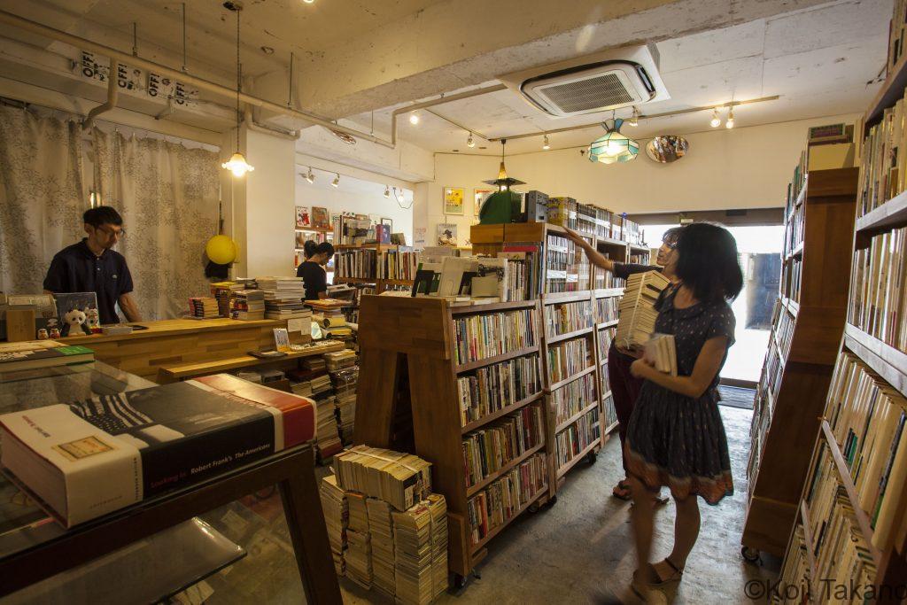 本屋はワンダーランド