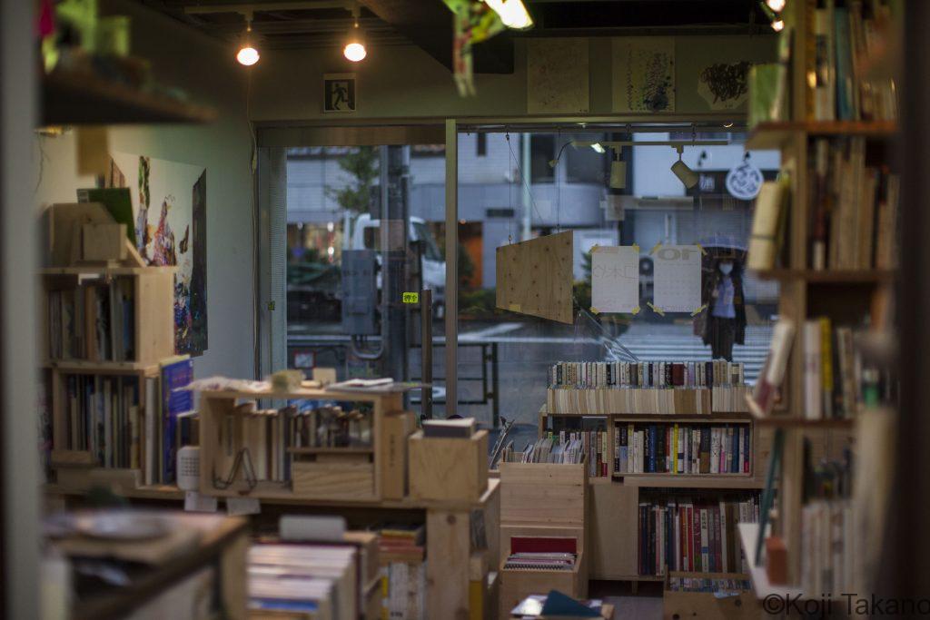 本屋はワンダーランド