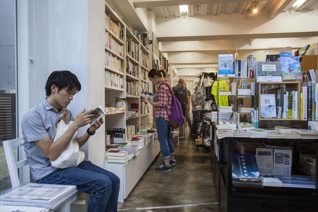 本屋はワンダーランド