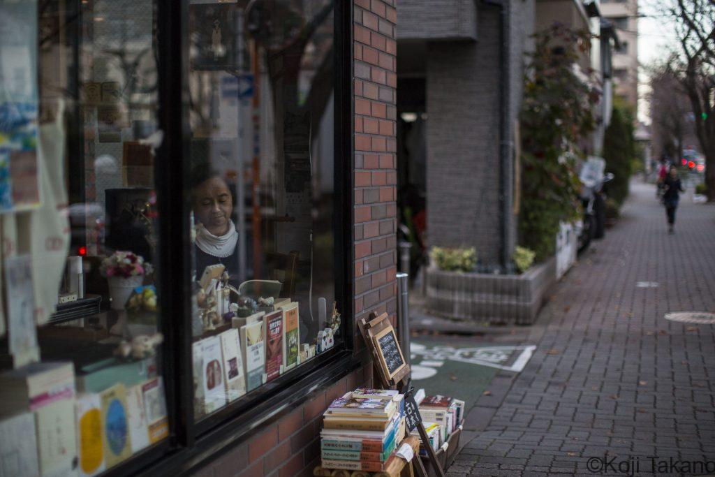 本屋はワンダーランド