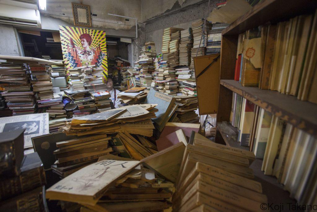 本屋はワンダーランド