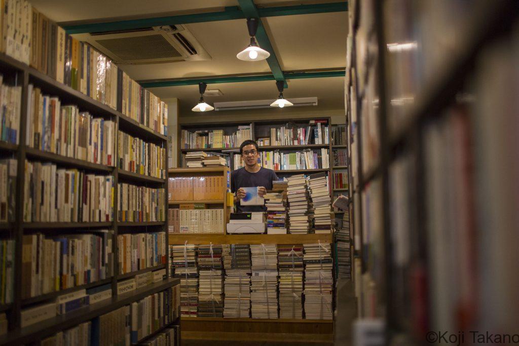 本屋はワンダーランド