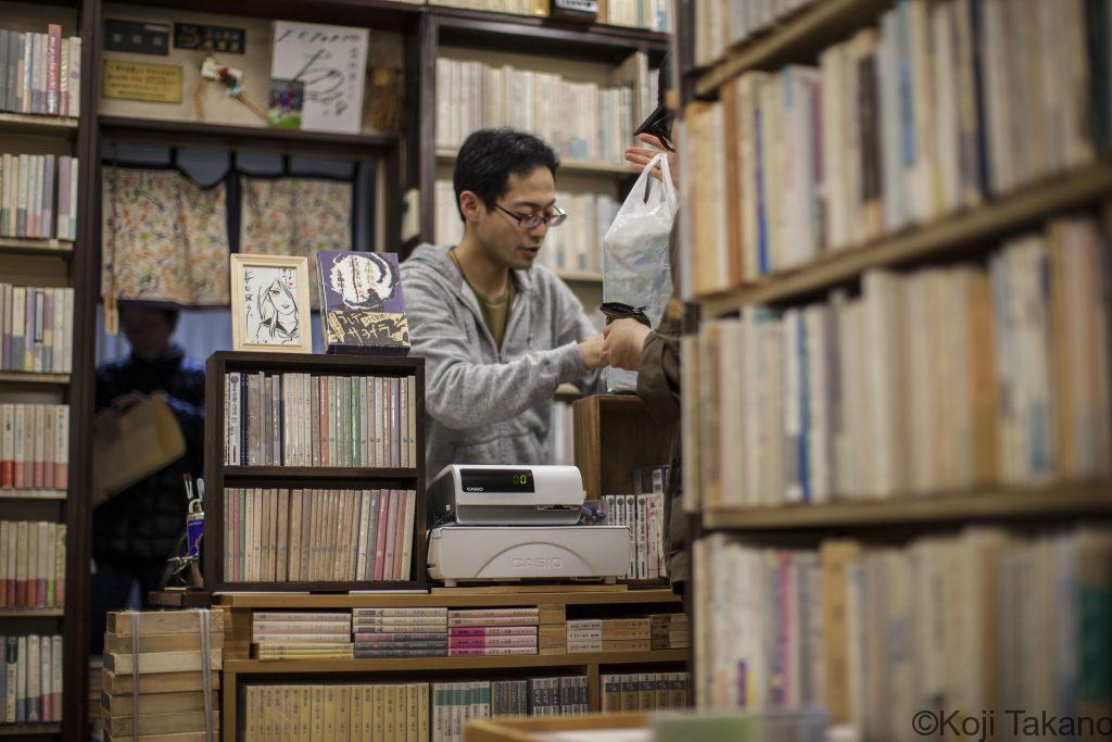 本屋はワンダーランド